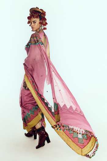 Zariya The Label Border Embellished Saree With Blouse 
