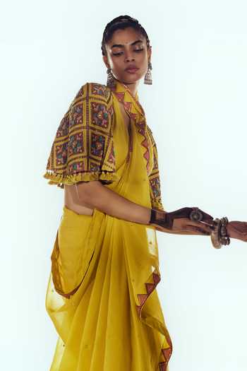Buy Zariya The Label Yellow Chanderi Plunge Neck Embroidered Saree Set With Cape Online at Aza Fashions Buy_Zariya The Label_Yellow Chanderi Plunge Neck Embroidered Saree Set With Cape _Online_at_Aza_Fashions