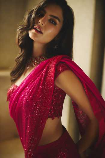 Anushree Reddy_Red Organza Sweetheart Neck Embroidered Ruffle Saree With Blouse _Online_at_Aza_Fashions