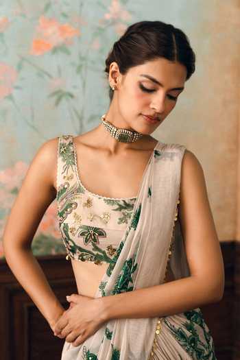 Paulmi And Harsh Green , Organza, Organza, Teresa Printed Pre-draped Saree With Blouse Online at Aza Fashions Paulmi And Harsh_Green , Organza, Organza, Teresa Printed Pre-draped Saree With Blouse _Online_at_Aza_Fashions