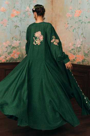Paulmi And Harsh Emerald Green Silk, Cotton Sweetheart Neck, Fallon Embroidered Jacket Skirt Set Online at Aza Fashions Paulmi And Harsh_Emerald Green Silk, Cotton Sweetheart Neck, Fallon Embroidered Jacket Skirt Set _Online_at_Aza_Fashions