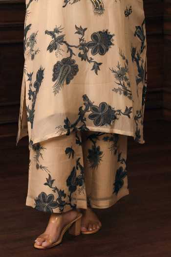 Paulmi And Harsh Ivory Split V-neck Dandelion Print Kurta And Pant Set Online at Aza Fashions Paulmi And Harsh_Ivory Split V-neck Dandelion Print Kurta And Pant Set _Online_at_Aza_Fashions