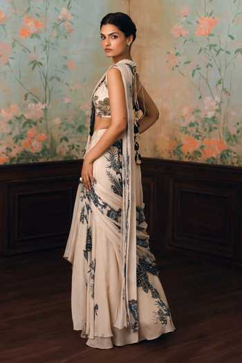 Shop Paulmi And Harsh Ivory Chinon, Chiffon V-neck Wolfe Printed Pre-draped Saree With Blouse Online at Aza Fashions Shop_Paulmi And Harsh_Ivory Chinon, Chiffon V-neck Wolfe Printed Pre-draped Saree With Blouse _Online_at_Aza_Fashions