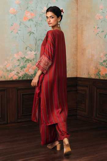 Paulmi And Harsh Dandelion Printed Kurta Set