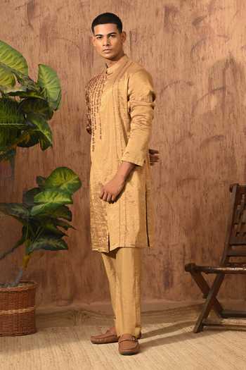 Buy_Sulakshna Jasra_Gold Tissue Embroidered Kurta And Pyjama Set _Online_at_Aza_Fashions