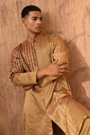 Sulakshna Jasra_Gold Tissue Embroidered Kurta And Pyjama Set _at_Aza_Fashions