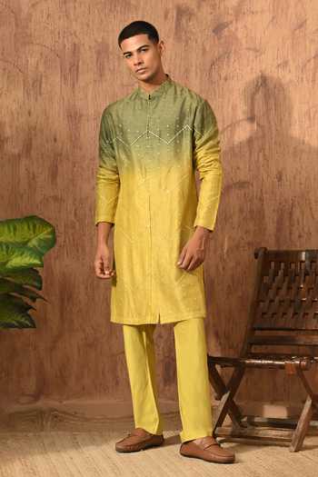 Sulakshna Jasra Green Silk, Cotton, Viscose Embroidered Kurta And Pyjama Set Online at Aza Fashions Sulakshna Jasra_Green Silk, Cotton, Viscose Embroidered Kurta And Pyjama Set _Online_at_Aza_Fashions