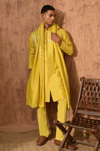 Sulakshna Jasra 3D Embroidery Chanderi Kurta Stole Set 