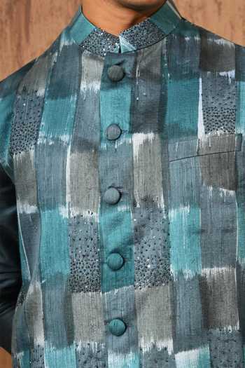 Buy_Sulakshna Jasra_Blue Silk Sleeveless Bundi Kurta Set 