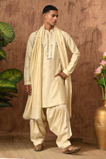 Sulakshna Jasra Viscose Silk Kurta Set 
