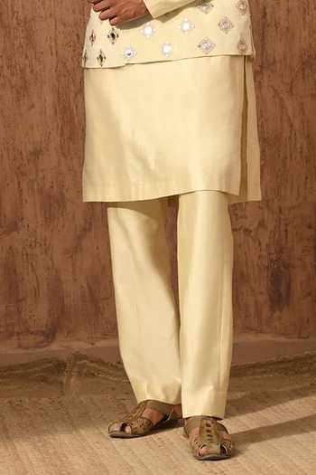 Sulakshna Jasra_Beige Tissue Mirrorwork Bundi Pyjama Set _Online_at_Aza_Fashions