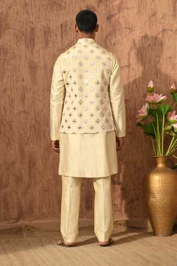 Sulakshna Jasra Mirrorwork Bundi Pyjama Set 