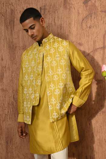 Sulakshna Jasra_Yellow Satin, Linen Embroudered Bundi Kurta Set _at_Aza_Fashions