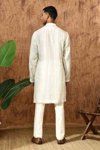 Sulakshna Jasra Embroidered Organza Kurta & Pyjama Set 