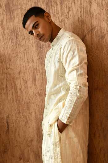 Buy_Sulakshna Jasra_Ivory Cotton, Jacquard Mandarin Collar, Yes Kurta And Pyjama Set _Online_at_Aza_Fashions