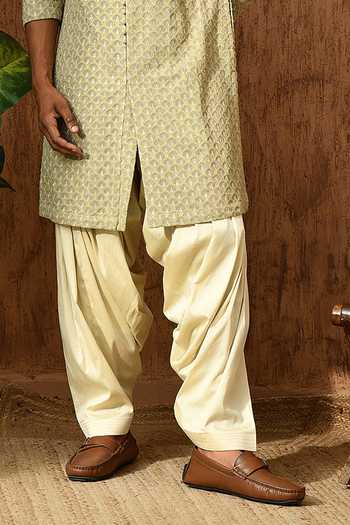 Sulakshna Jasra_Green Georgette Embroidered Kurta And Salwar Set _Online_at_Aza_Fashions
