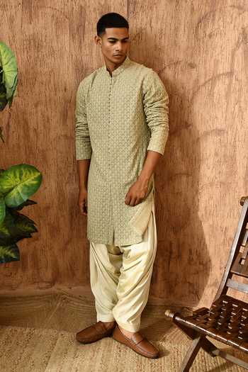 Shop_Sulakshna Jasra_Green Georgette Embroidered Kurta And Salwar Set 