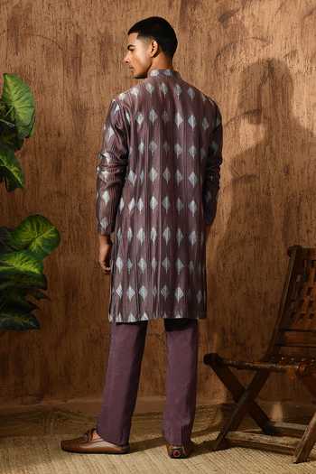 Sulakshna Jasra Embroidered Chanderi Kurta & Pyjama Set 