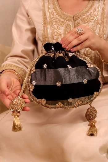 Shop AMYRA Black Embroidery, Zari, Tassels Kamli Scallop Potli Shop_AMYRA_Black Embroidery, Zari, Tassels Kamli Scallop Potli