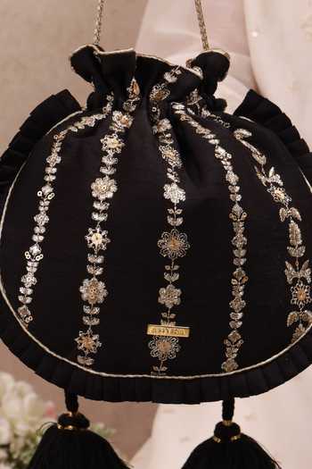 AMYRA Dhaga Embroidered Pleated Potli 