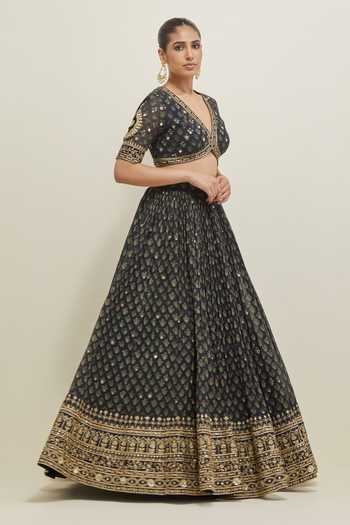 Ikshita Choudhary Black Chanderi, Organza V-neck Hand Embroidered Lehenga Set Online at Aza Fashions Ikshita Choudhary_Black Chanderi, Organza V-neck Hand Embroidered Lehenga Set _Online_at_Aza_Fashions