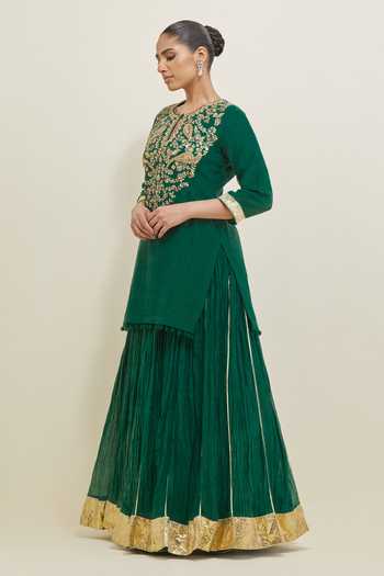 Ikshita Choudhary Green Chanderi, Organza Round Neck Embroidered Kurta Lehenga Set Online at Aza Fashions Ikshita Choudhary_Green Chanderi, Organza Round Neck Embroidered Kurta Lehenga Set _Online_at_Aza_Fashions
