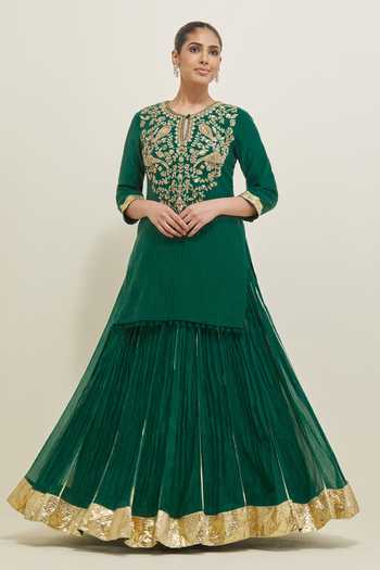 Buy Ikshita Choudhary Green Chanderi, Organza Round Neck Embroidered Kurta Lehenga Set Online at Aza Fashions Buy_Ikshita Choudhary_Green Chanderi, Organza Round Neck Embroidered Kurta Lehenga Set _Online_at_Aza_Fashions