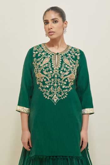 Shop Ikshita Choudhary Green Chanderi, Organza Round Neck Embroidered Kurta Lehenga Set Online at Aza Fashions Shop_Ikshita Choudhary_Green Chanderi, Organza Round Neck Embroidered Kurta Lehenga Set _Online_at_Aza_Fashions