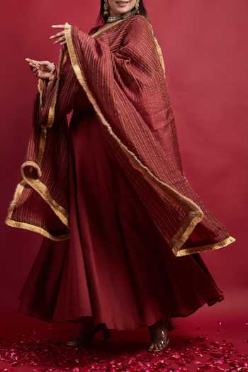 Vinusto_Maroon Flared Lehanga Set With Dupatta For Kids_Online_at_Aza_Fashions