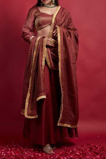 Buy_Vinusto_Maroon Flared Lehanga Set With Dupatta For Kids_Online_at_Aza_Fashions