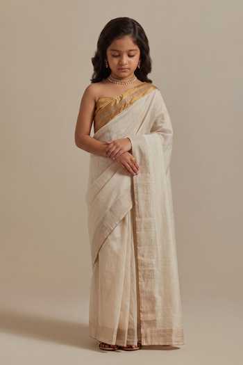 Vinusto Ivory Cut Dana Embroidered Saree Set For Kids