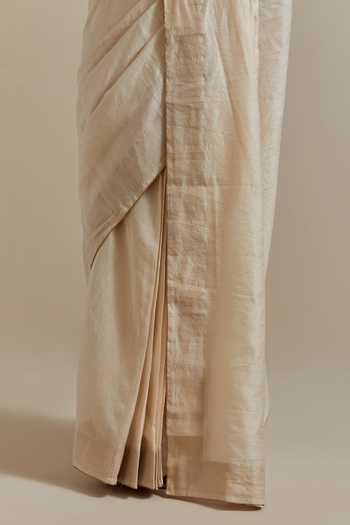 Buy_Vinusto_Ivory Cut Dana Embroidered Saree Set For Kids_Online_at_Aza_Fashions