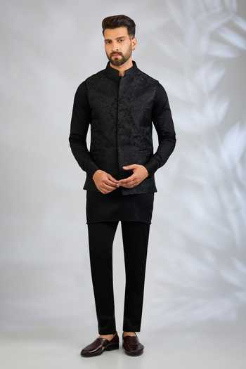 SPRING BREAK Botanical Embroidered Bundi & Kurta Set 