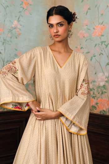 Buy Paulmi And Harsh Ivory Silk, Cotton, Organza V-neck, Yes Genevieve Printed Kurta Palazzo Set Online at Aza Fashions Buy_Paulmi And Harsh_Ivory Silk, Cotton, Organza V-neck, Yes Genevieve Printed Kurta Palazzo Set _Online_at_Aza_Fashions