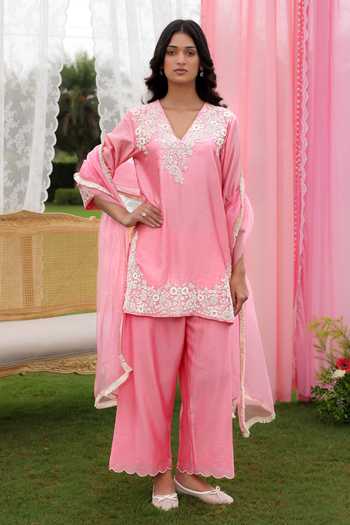 Charu Makkar Rose Dori Embroidered Kurta Set