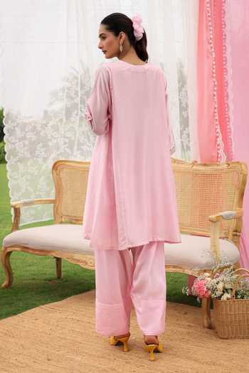 Charu Makkar Chloe Resham Embroidered Kurta Set