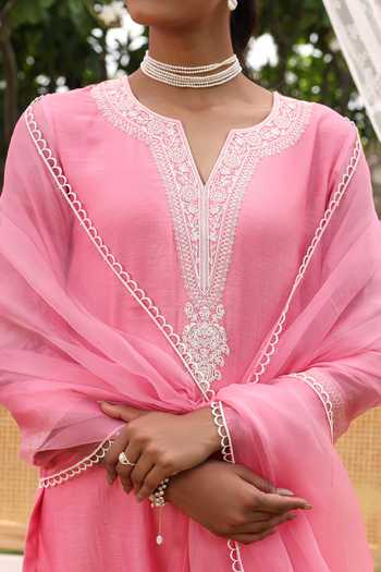 Buy Charu Makkar Peach Chanderi, Organza, Lace Split Sophia Dori Embroidered Kurta Pant Set Online at Aza Fashions Buy_Charu Makkar_Peach Chanderi, Organza, Lace Split Sophia Dori Embroidered Kurta Pant Set _Online_at_Aza_Fashions