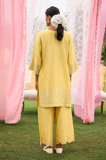 Charu Makkar Kia Embroidered Short Kurta Set
