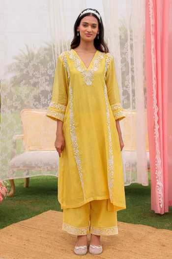 Buy Charu Makkar Yellow Chanderi, Organza V-neck Sun Dori Embroidered Kurta Set Online at Aza Fashions Buy_Charu Makkar_Yellow Chanderi, Organza V-neck Sun Dori Embroidered Kurta Set _Online_at_Aza_Fashions