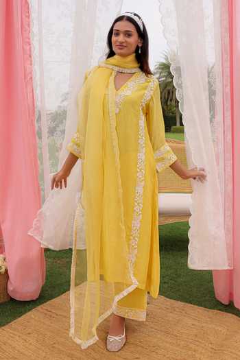 Charu Makkar Sun Dori Embroidered Kurta Set