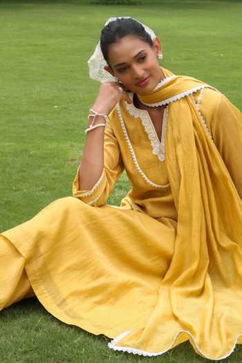 Buy Charu Makkar Yellow Chanderi Split V-neck Sable Dori Work Kurta Set Online at Aza Fashions Buy_Charu Makkar_Yellow Chanderi Split V-neck Sable Dori Work Kurta Set _Online_at_Aza_Fashions
