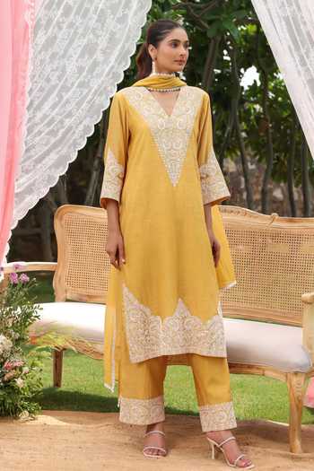 Shop Charu Makkar Yellow Chanderi V-neck Aria Dori Embroidered Kurta Set Shop_Charu Makkar_Yellow Chanderi V-neck Aria Dori Embroidered Kurta Set