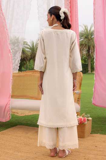 Charu Makkar Billie Dori Embroidered Kurta Set