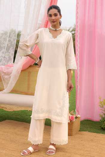 Shop Charu Makkar Ivory Silk, Chanderi, Organza V-neck Billie Dori Embroidered Kurta Set Online at Aza Fashions Shop_Charu Makkar_Ivory Silk, Chanderi, Organza V-neck Billie Dori Embroidered Kurta Set _Online_at_Aza_Fashions