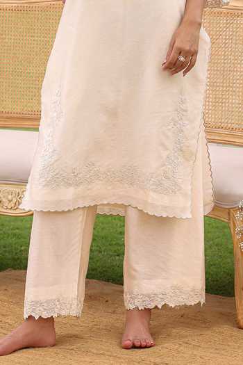 Charu Makkar Ivory Silk, Chanderi, Organza V-neck Billie Dori Embroidered Kurta Set at Aza Fashions Charu Makkar_Ivory Silk, Chanderi, Organza V-neck Billie Dori Embroidered Kurta Set _at_Aza_Fashions