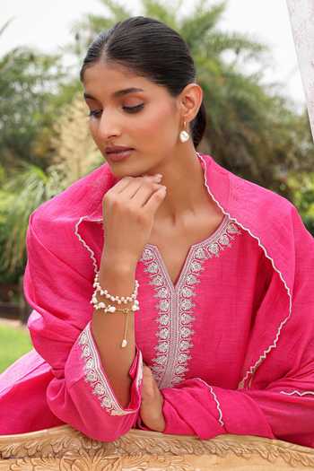 Charu Makkar Pink Chanderi V-neck Anica Dori Embroidered Kurta Set at Aza Fashions Charu Makkar_Pink Chanderi V-neck Anica Dori Embroidered Kurta Set _at_Aza_Fashions