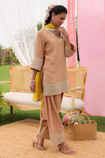 Buy Charu Makkar Beige Chanderi V-neck, Yes Isla Resham Embroidered Kurta Salwar Set Online at Aza Fashions Buy_Charu Makkar_Beige Chanderi V-neck, Yes Isla Resham Embroidered Kurta Salwar Set _Online_at_Aza_Fashions