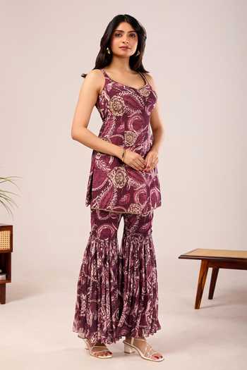 Shop_Damoiselle_Wine Georgette, Shantoon Scoop Neck Hand Paisley Print Kurta Set _Online_at_Aza_Fashions