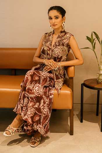 Damoiselle_Wine Georgette, Shantoon V-neck Paisley Print Tunic And Flared Pant Set _at_Aza_Fashions