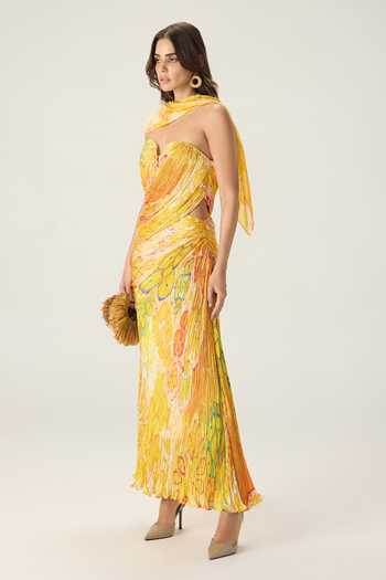 Saaksha & Kinni Yellow Chiffon Sweetheart Neck Daleyza Printed Pleated Dress Online at Aza Fashions Saaksha & Kinni_Yellow Chiffon Sweetheart Neck Daleyza Printed Pleated Dress _Online_at_Aza_Fashions